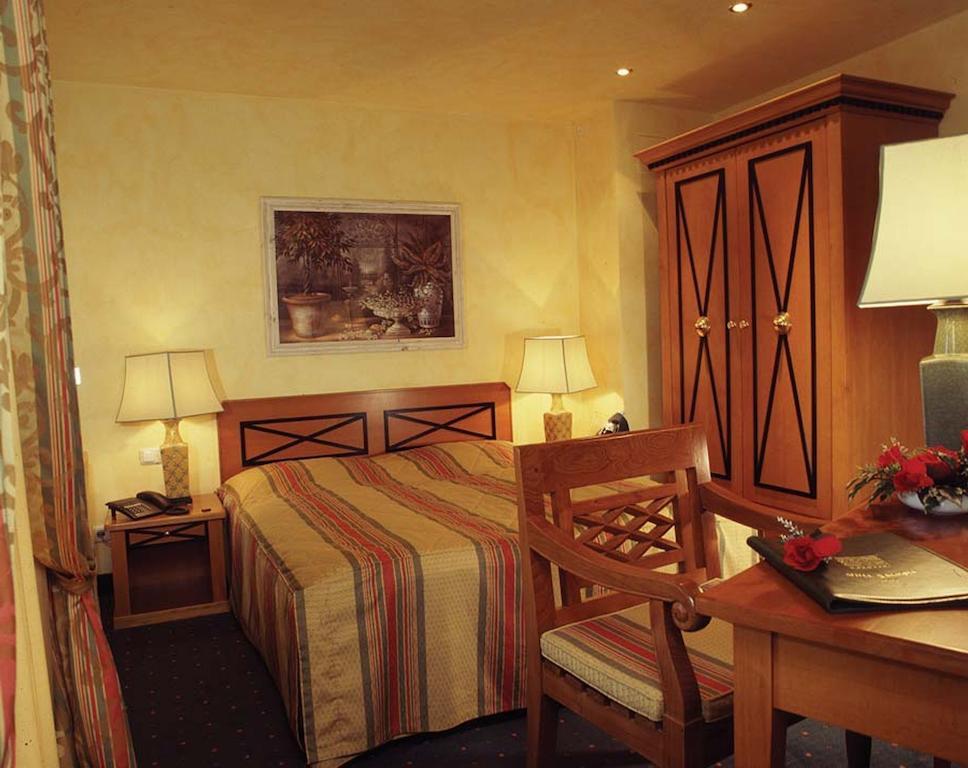 Hotel & Restaurant Alter Speicher Greifswald Rom bilde